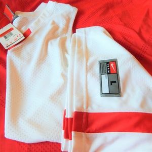 Nike basketball top Athletic NWT Men L White DISCOUNT SHIPPING!!